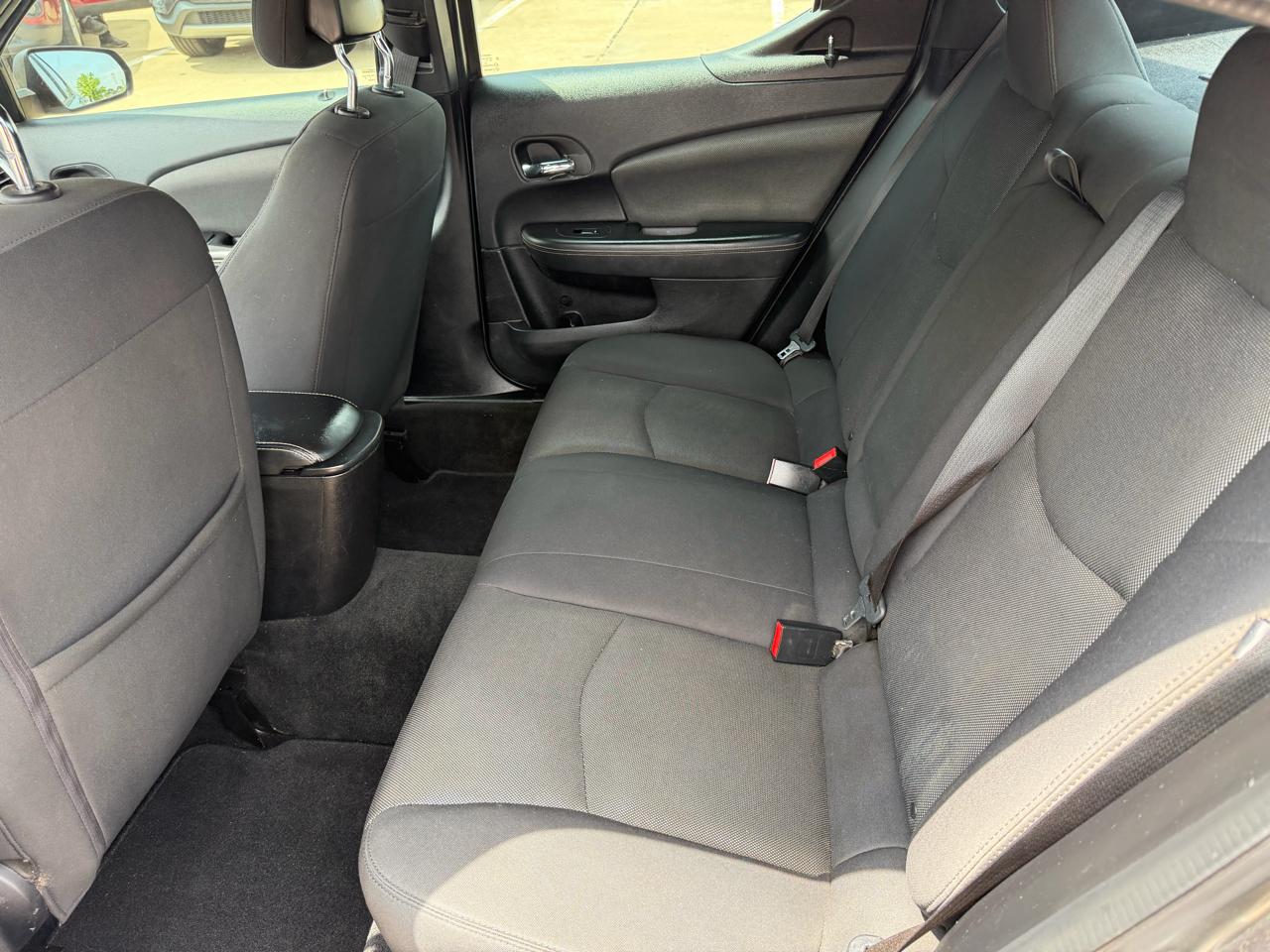 Dodge Avenger Base 2013