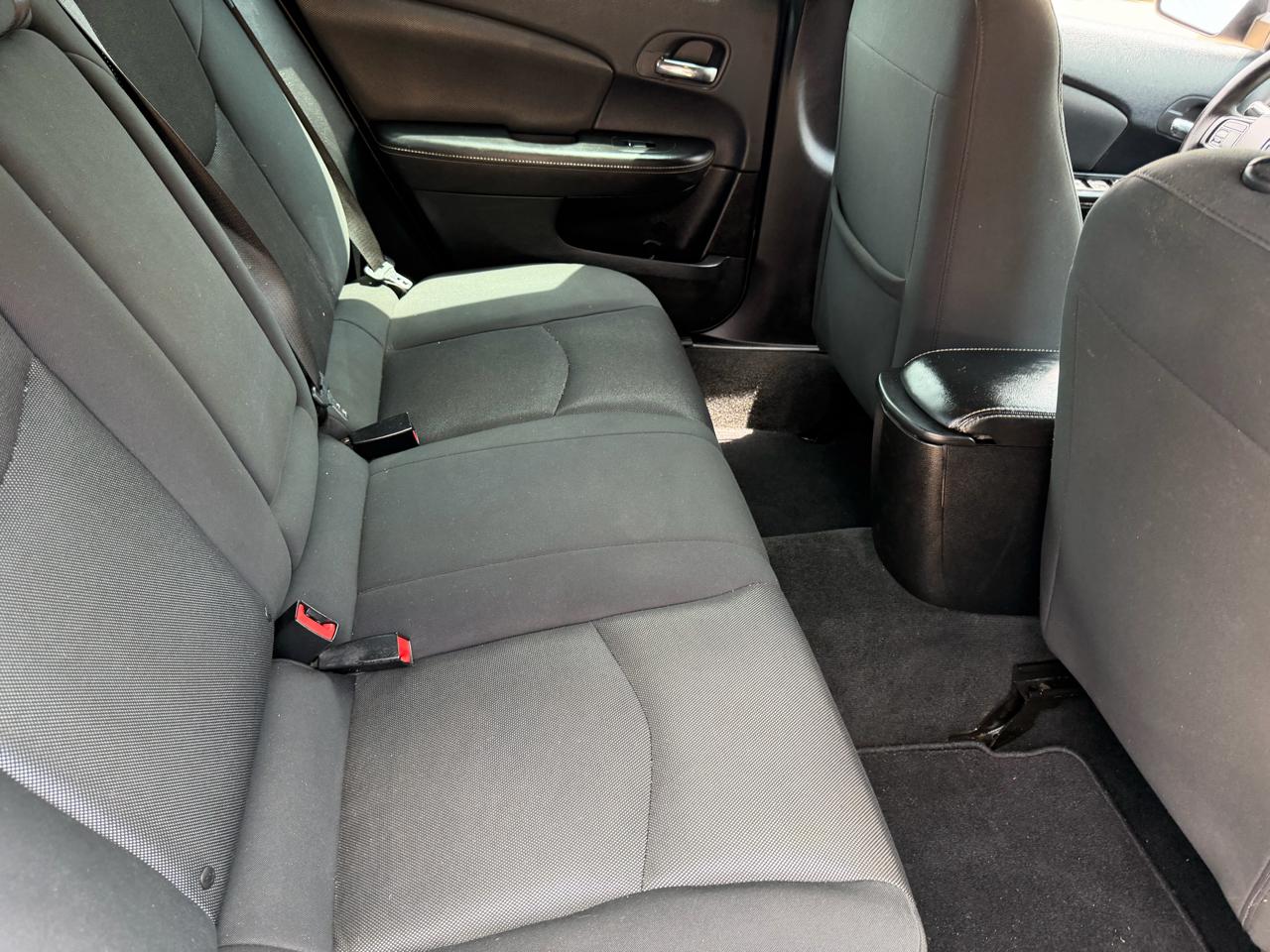 Dodge Avenger Base 2013