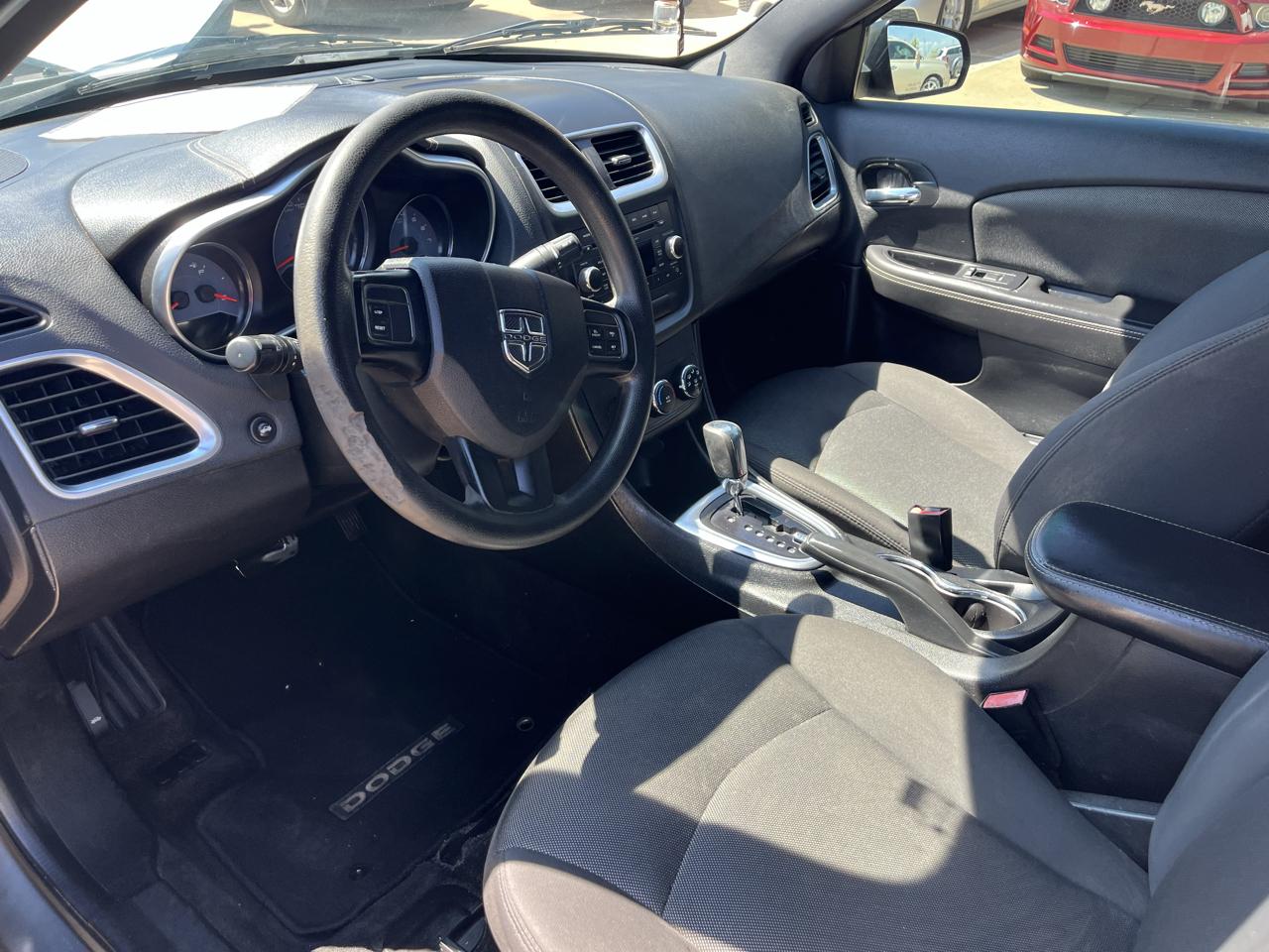 Dodge Avenger Base 2013