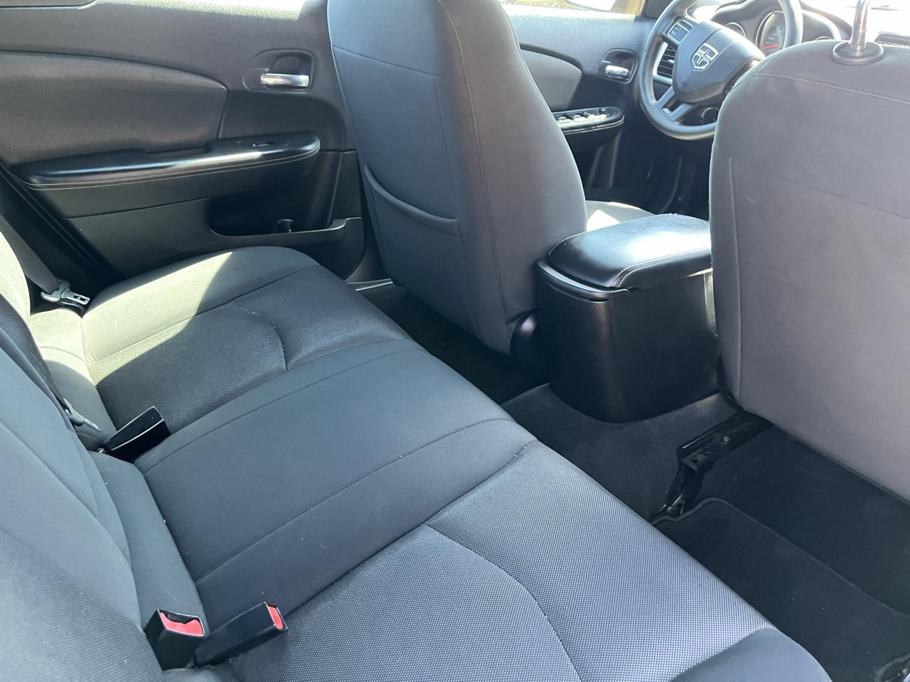 Dodge Avenger Base 2013