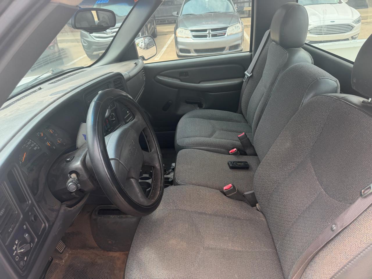 Chevrolet Silverado 1500 2WD Reg Cab 126" Work Truck 2003