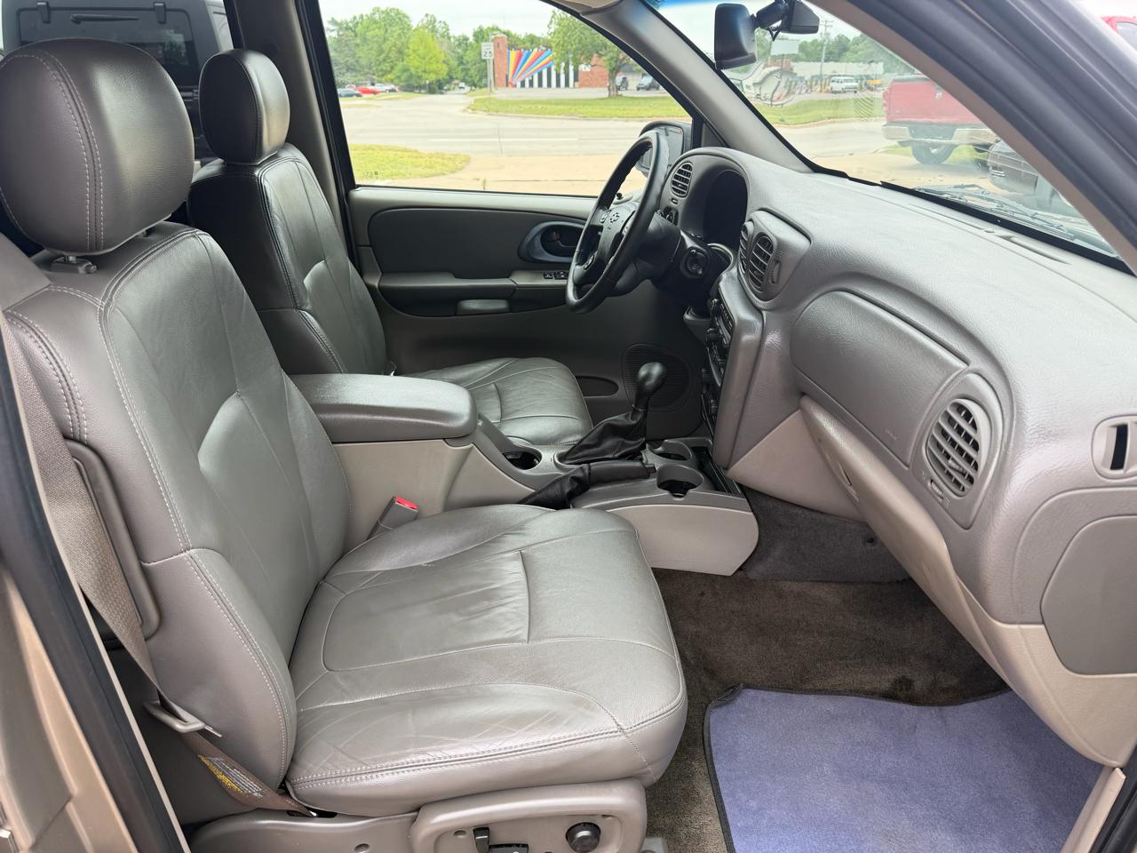 Chevrolet TrailBlazer EXT LS 2WD 2003
