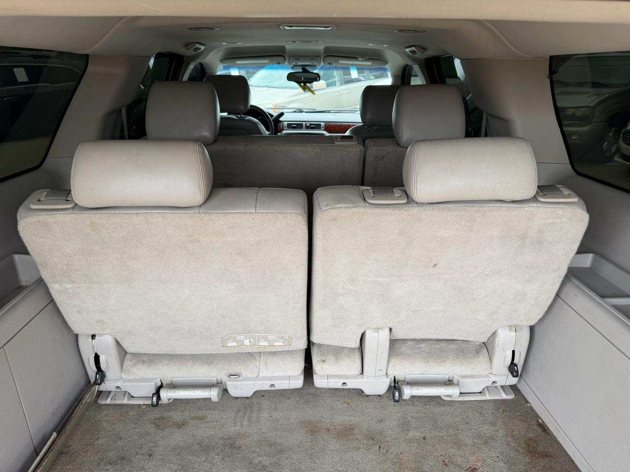 Chevrolet Suburban LT 1500 2WD 2013