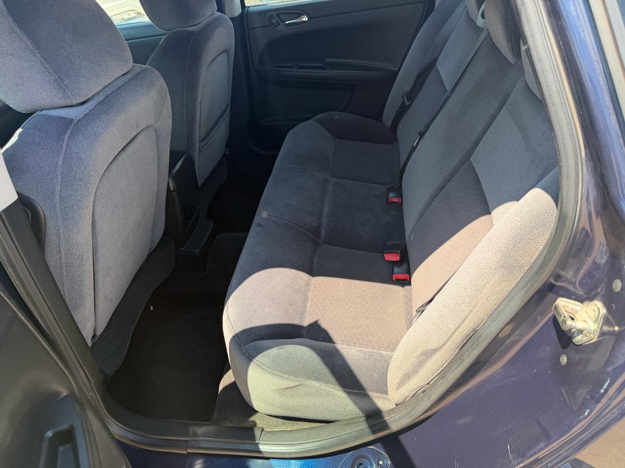 Chevrolet Impala LS 2010
