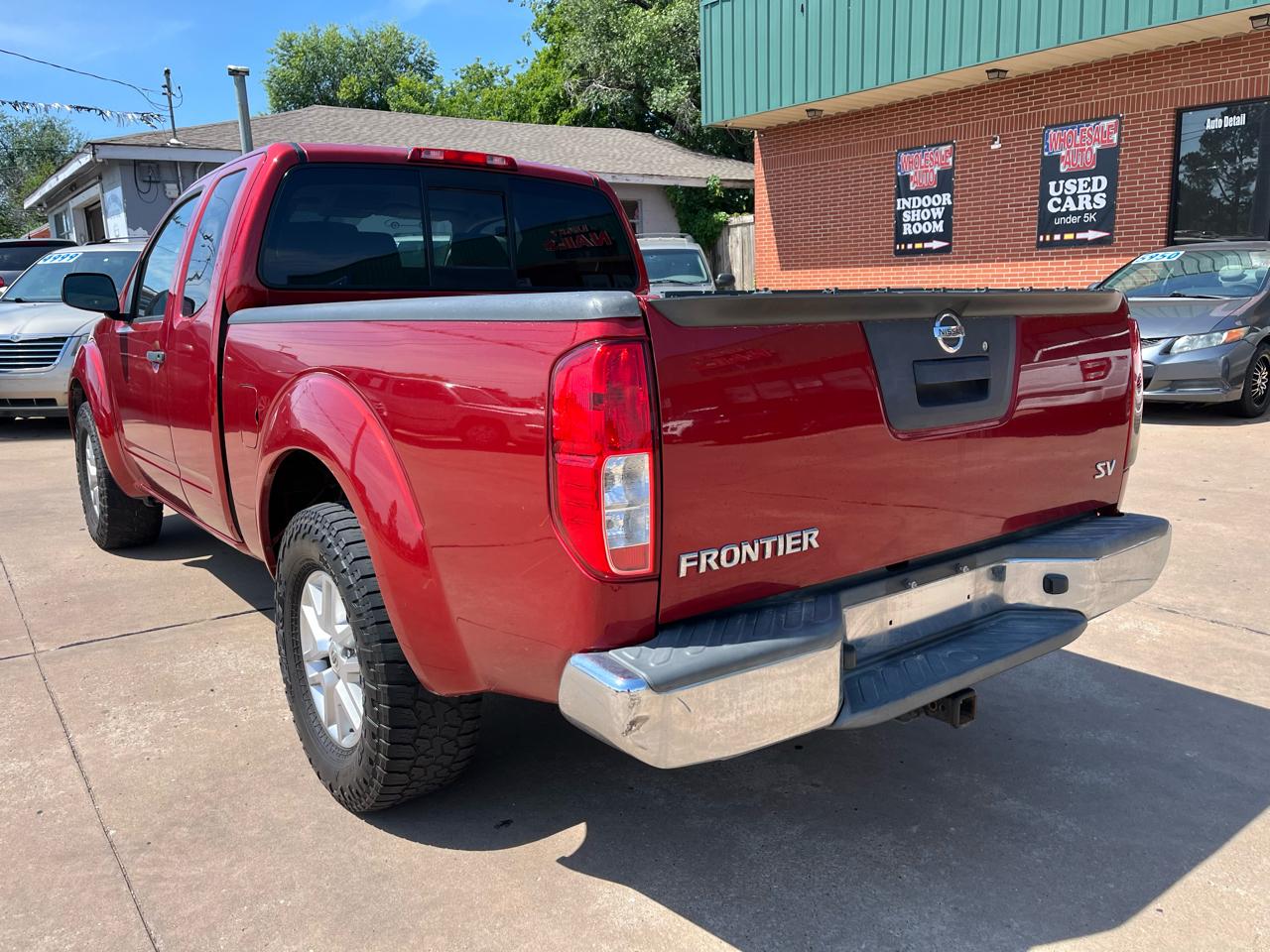 Nissan Frontier SV King Cab I4 5MT 2WD 2015