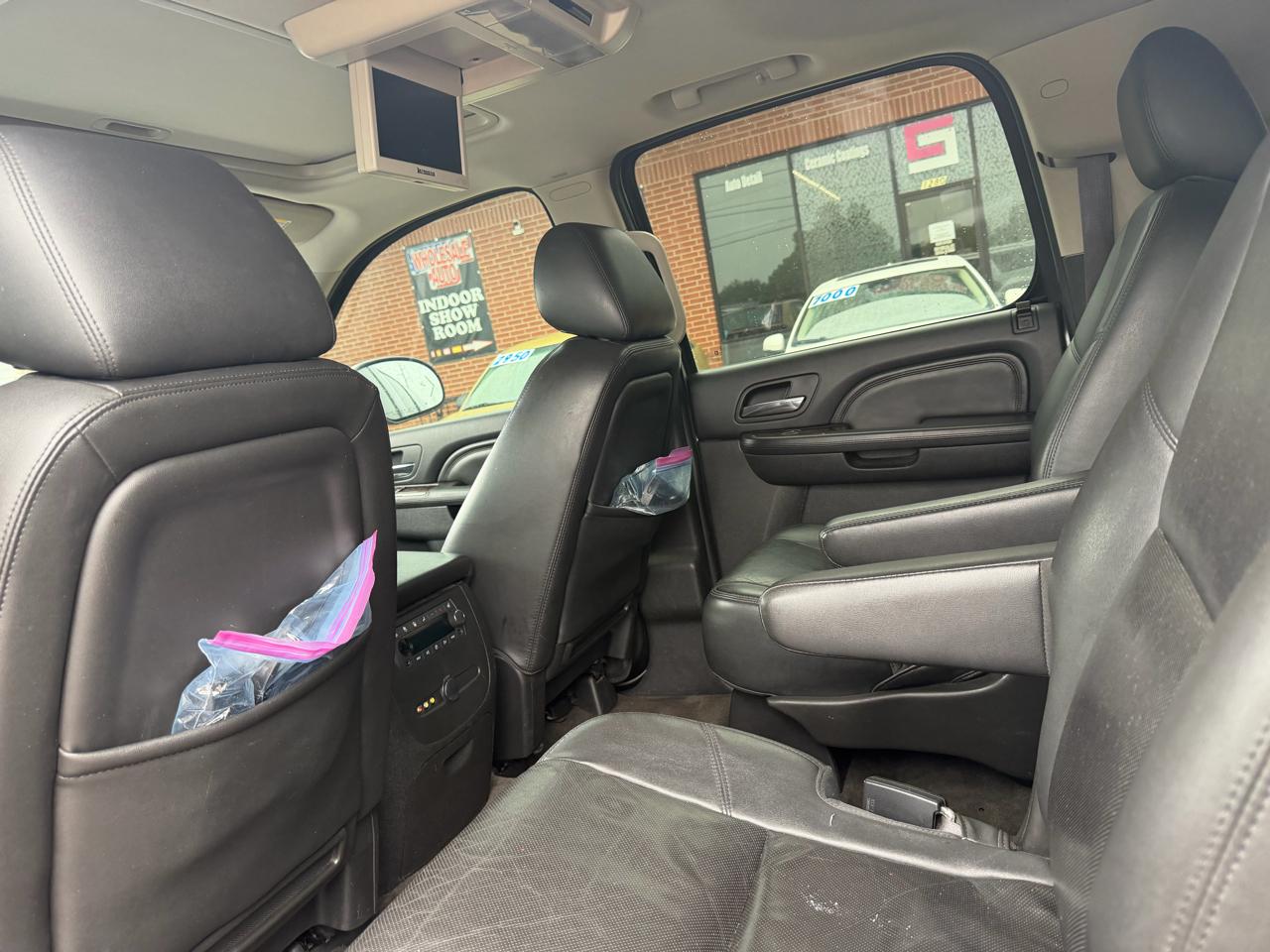 GMC Yukon Denali XL 4WD 2012
