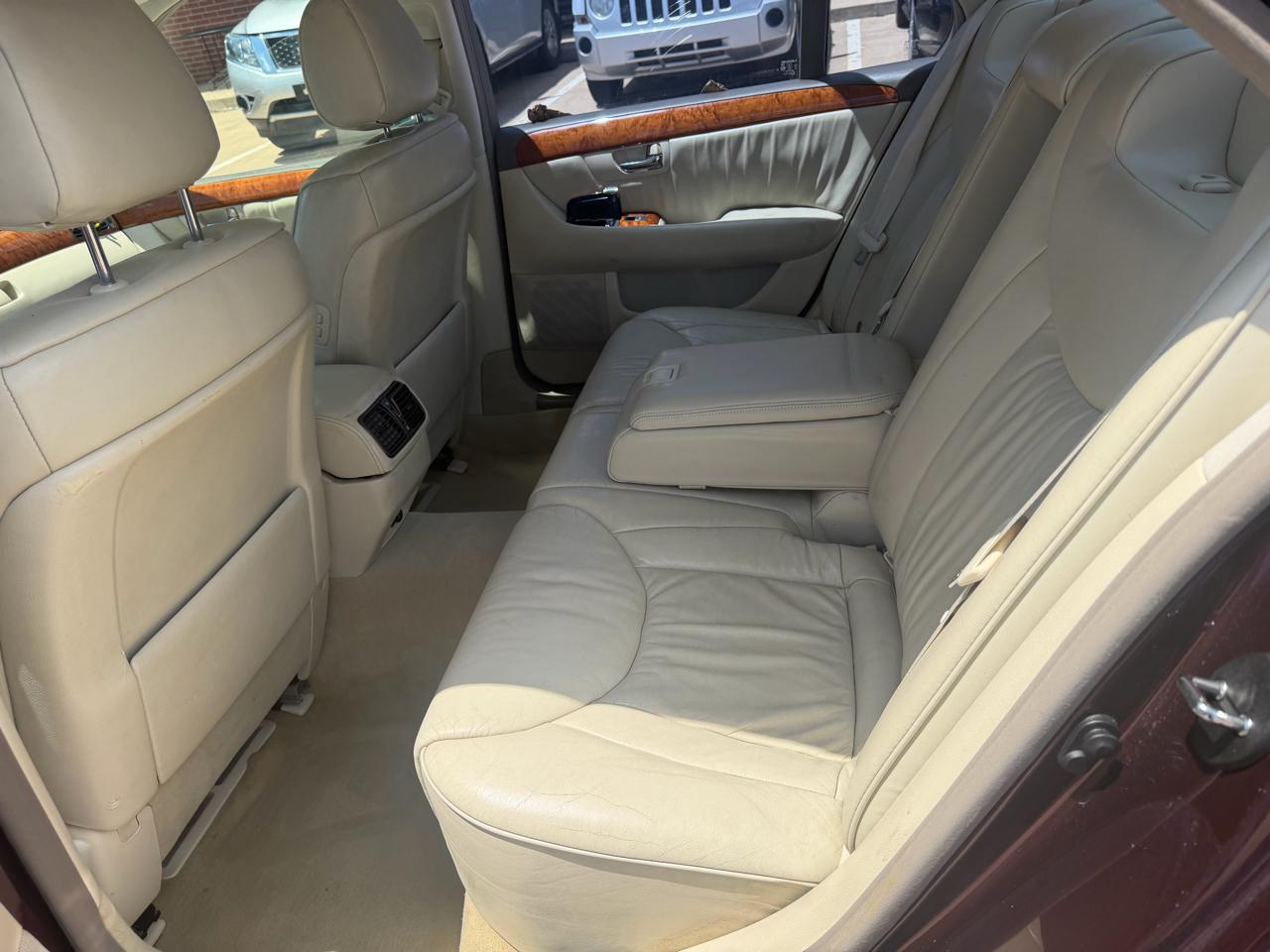Lexus LS 430 Sedan 2002