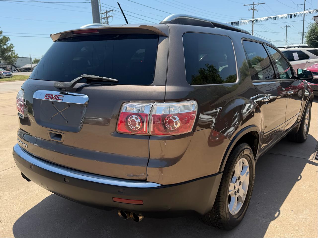 2008 GMC Acadia SLE - Photo 4