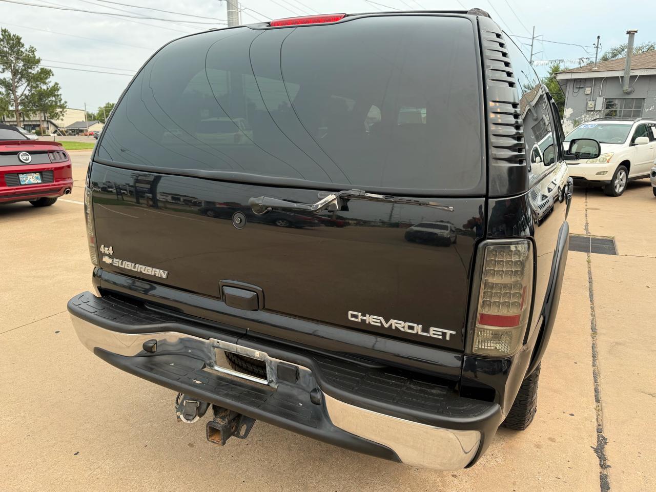 Chevrolet Suburban 1500 4WD 2005