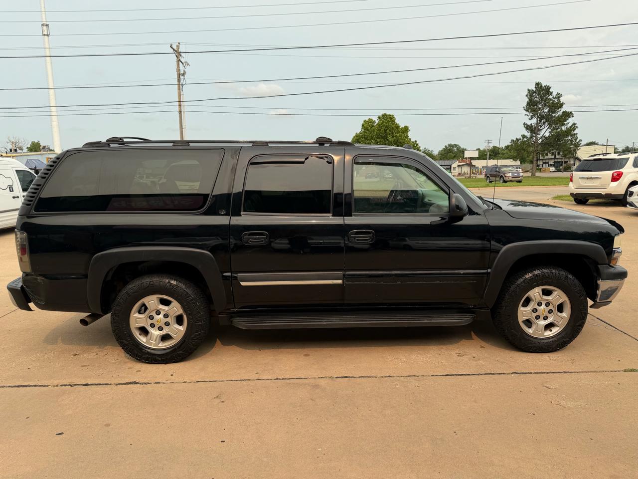 Chevrolet Suburban 1500 4WD 2005