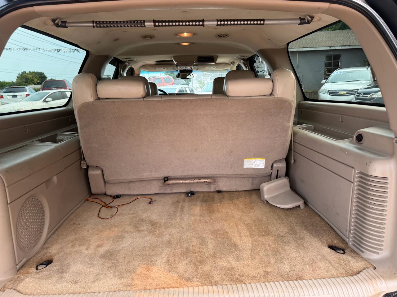 Chevrolet Suburban 1500 4WD 2005
