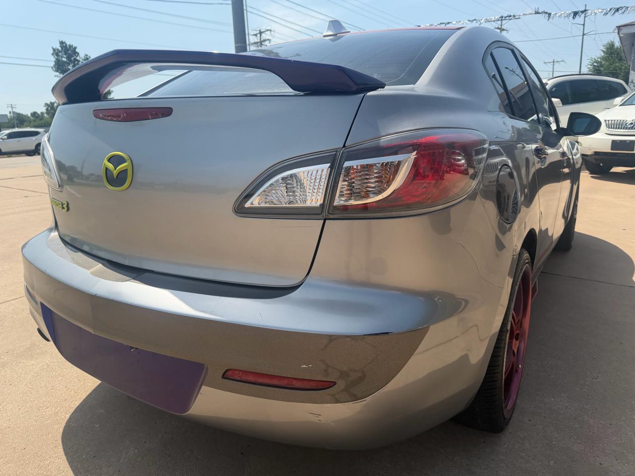 Mazda MAZDA3 i SV AT 4-Door 2013