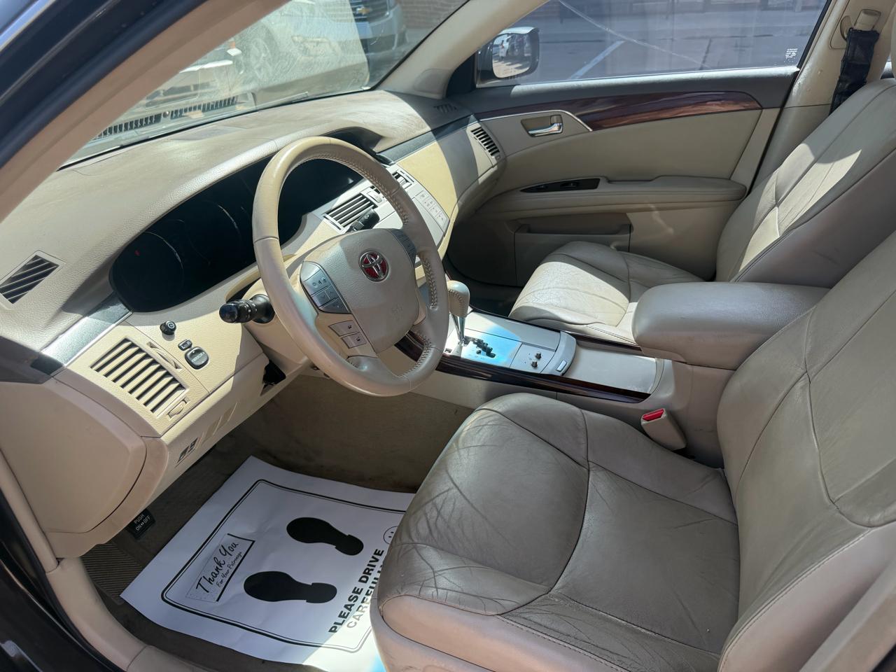 Toyota Avalon Limited 2009