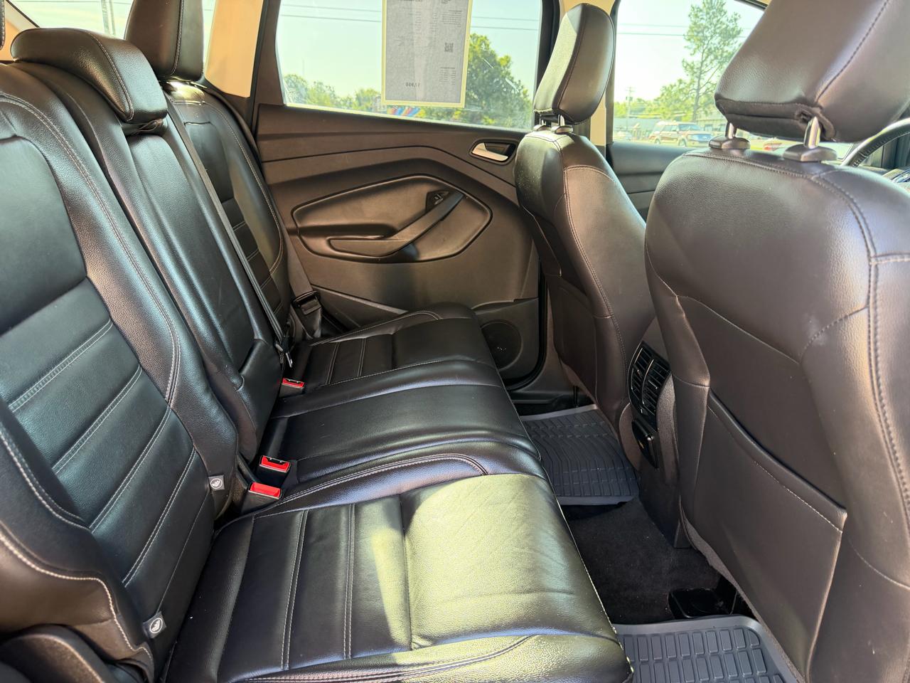 Ford Escape Titanium 4WD 2018