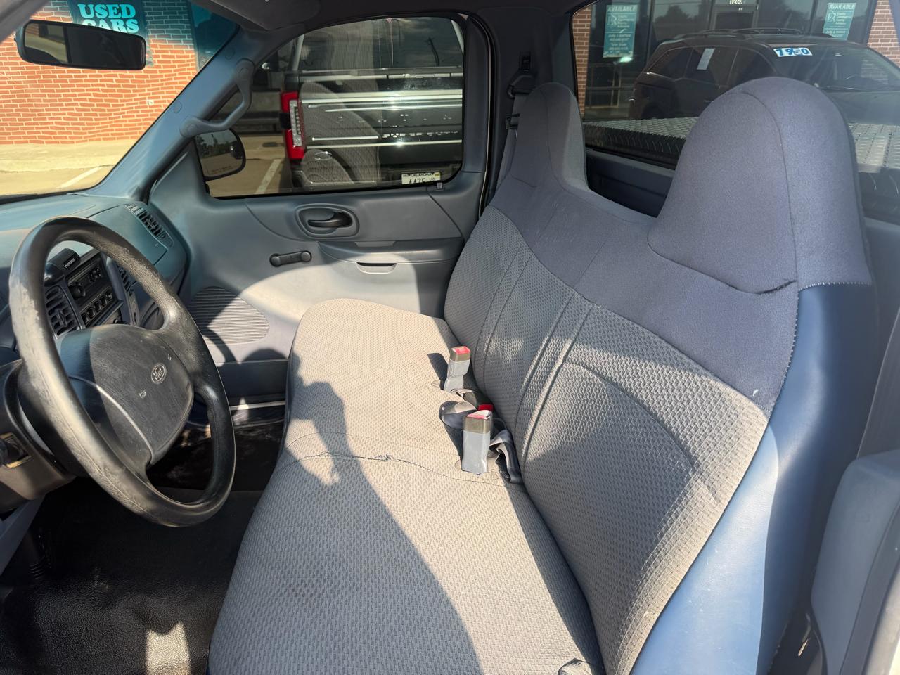 Ford F-150 WS Reg. Cab Long Bed 2WD 1999