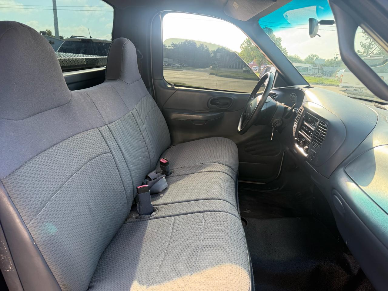 Ford F-150 WS Reg. Cab Long Bed 2WD 1999