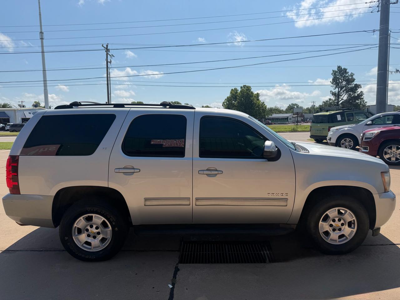 Chevrolet Tahoe LT 2WD 2011