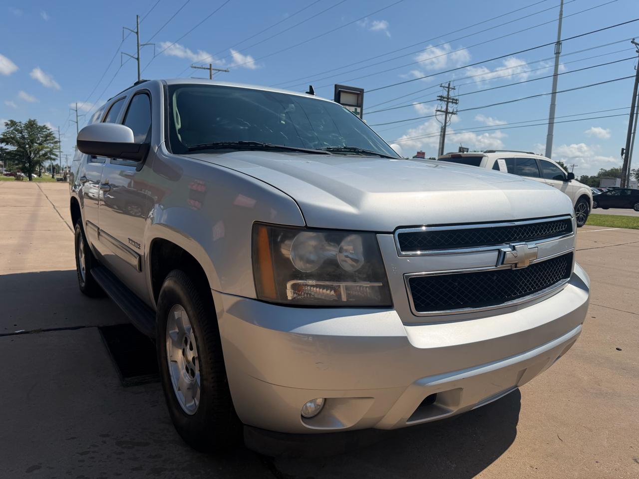 Chevrolet Tahoe LT 2WD 2011