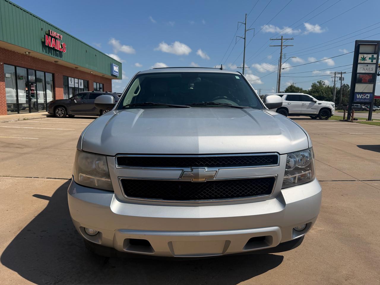 Chevrolet Tahoe LT 2WD 2011