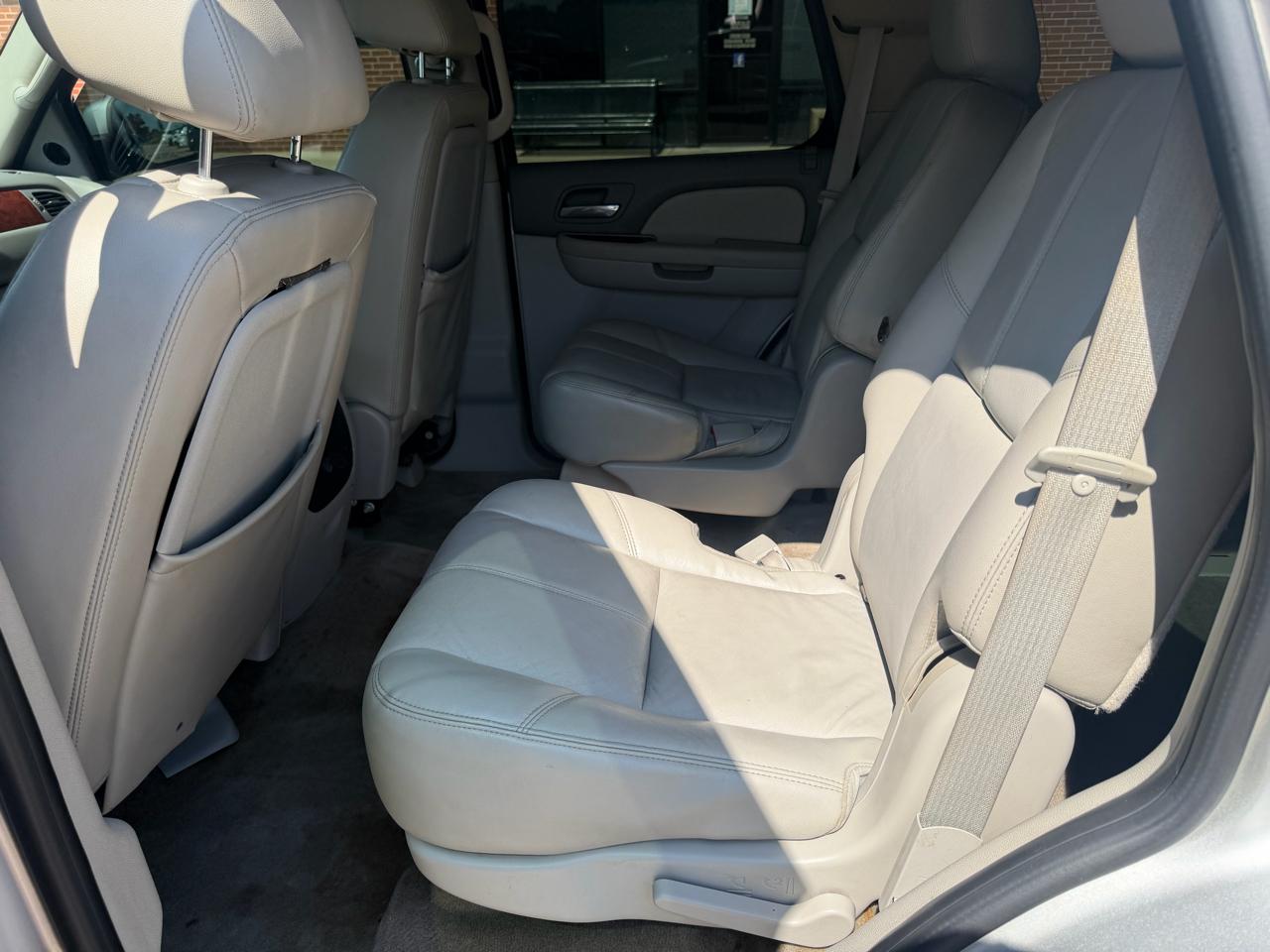 Chevrolet Tahoe LT 2WD 2011