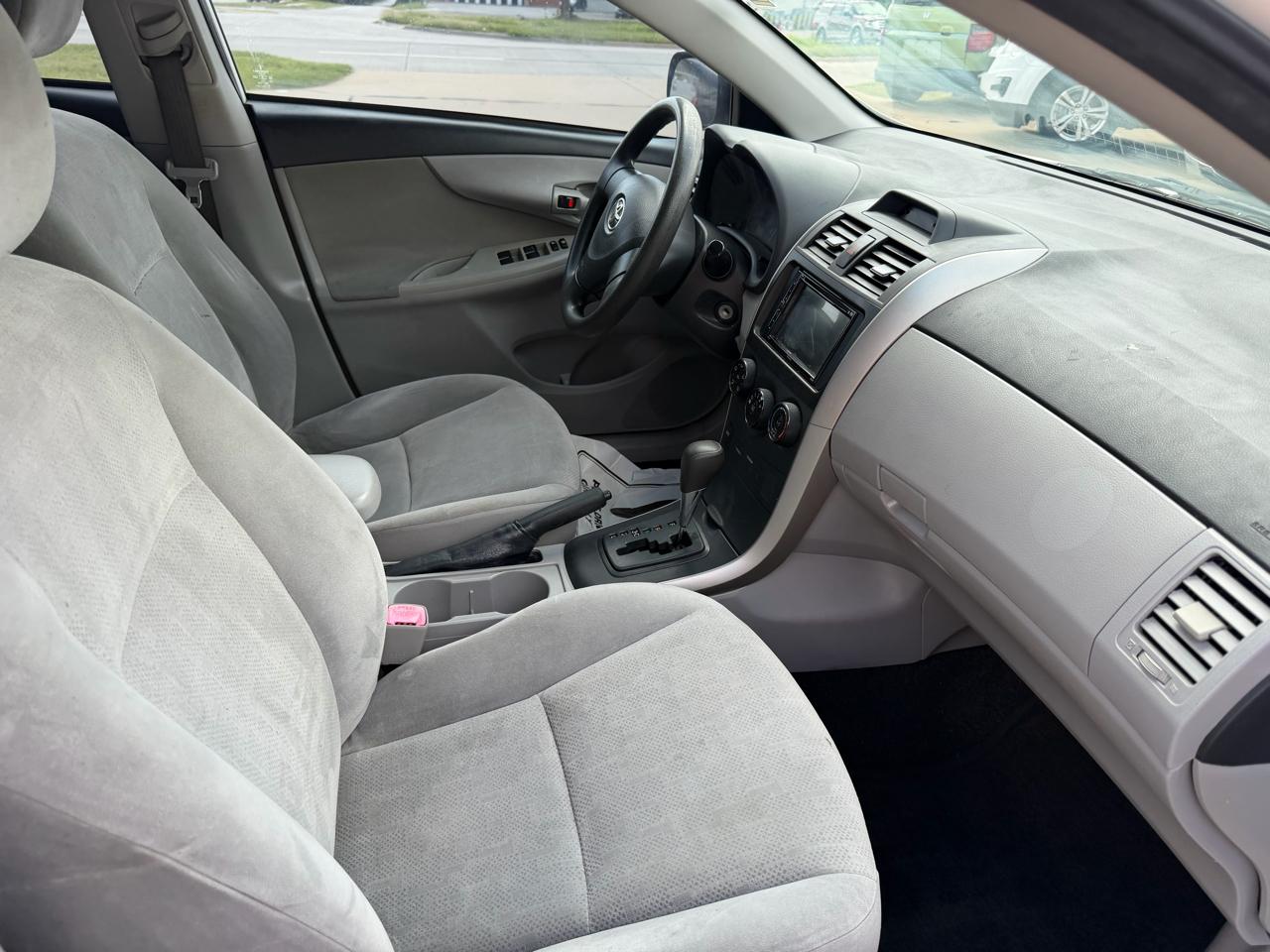 Toyota Corolla L 2013