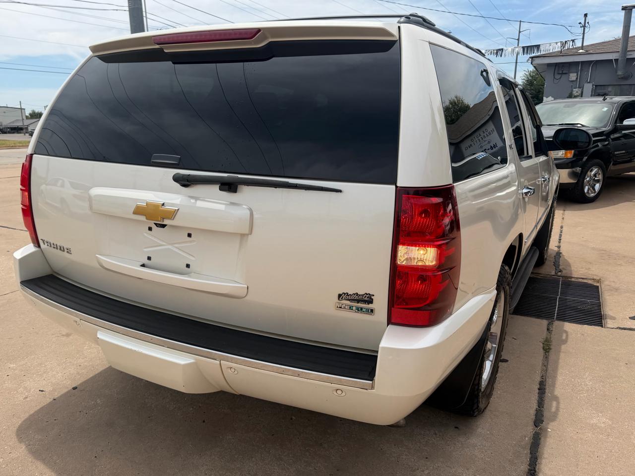 Chevrolet Tahoe LTZ 4WD 2012