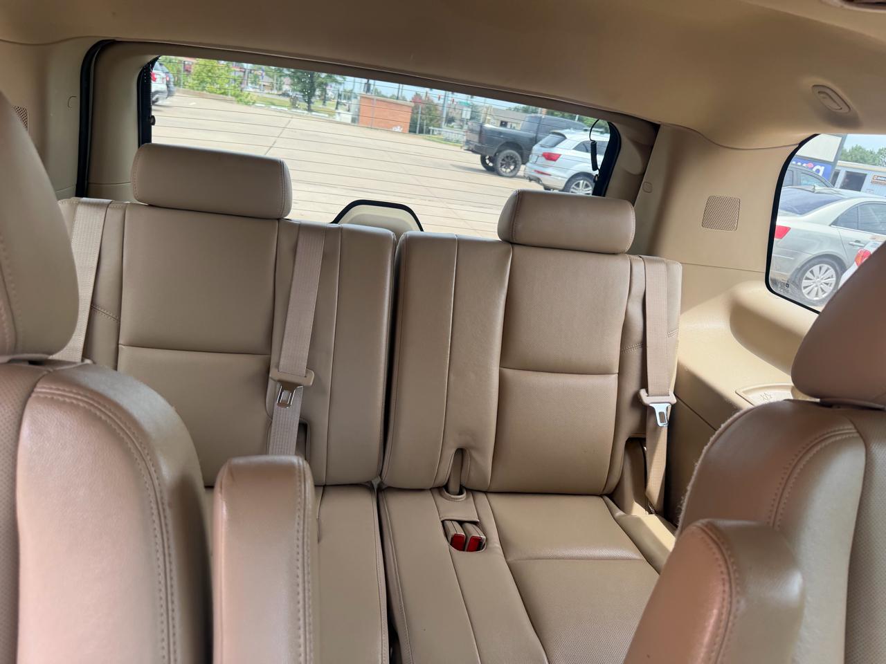 Chevrolet Tahoe LTZ 4WD 2012