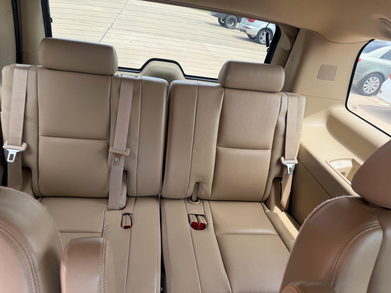 Chevrolet Tahoe LTZ 4WD 2012