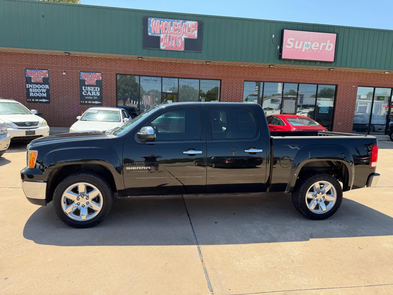 GMC Sierra 1500 SLE Crew Cab 2WD 2013