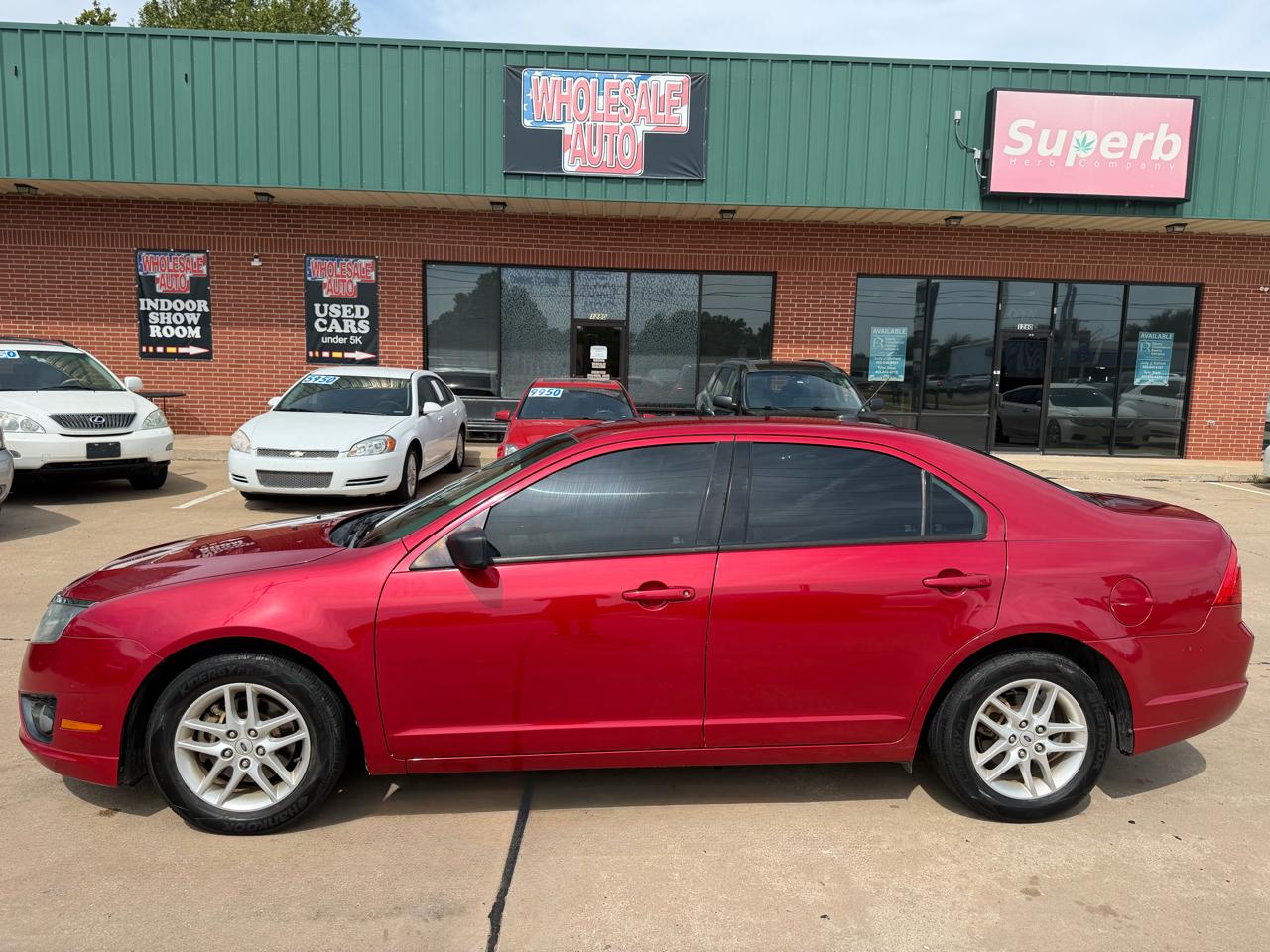 Ford Fusion S 2012