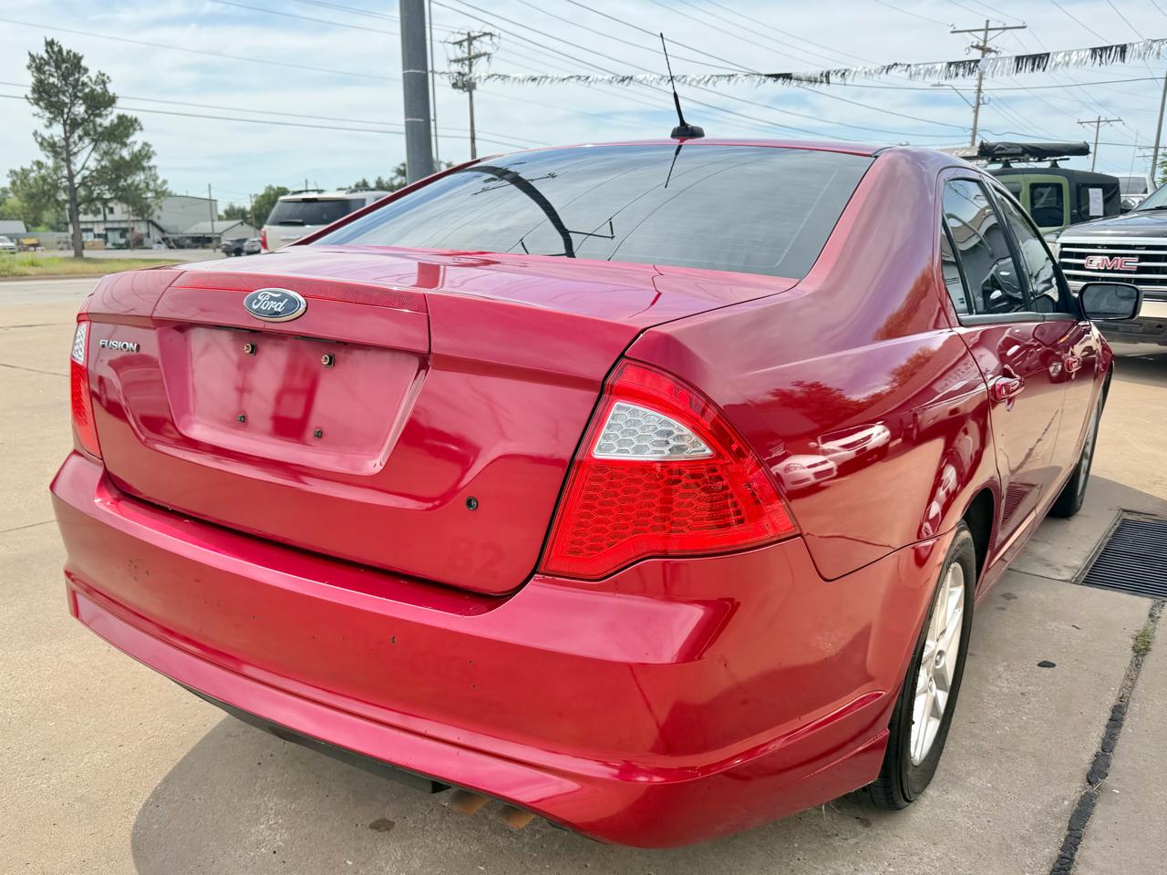 Ford Fusion S 2012