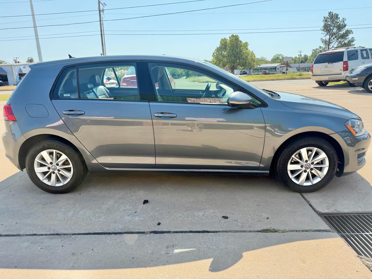 Volkswagen Golf TSI S 6A 2015