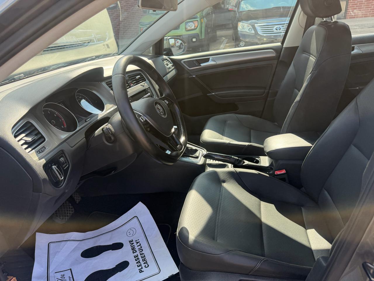 Volkswagen Golf TSI S 6A 2015