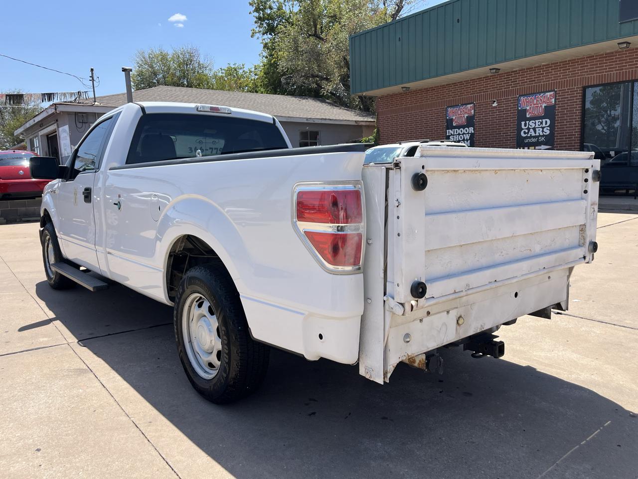 Ford F-150 XL 8-ft. Bed 2WD 2014