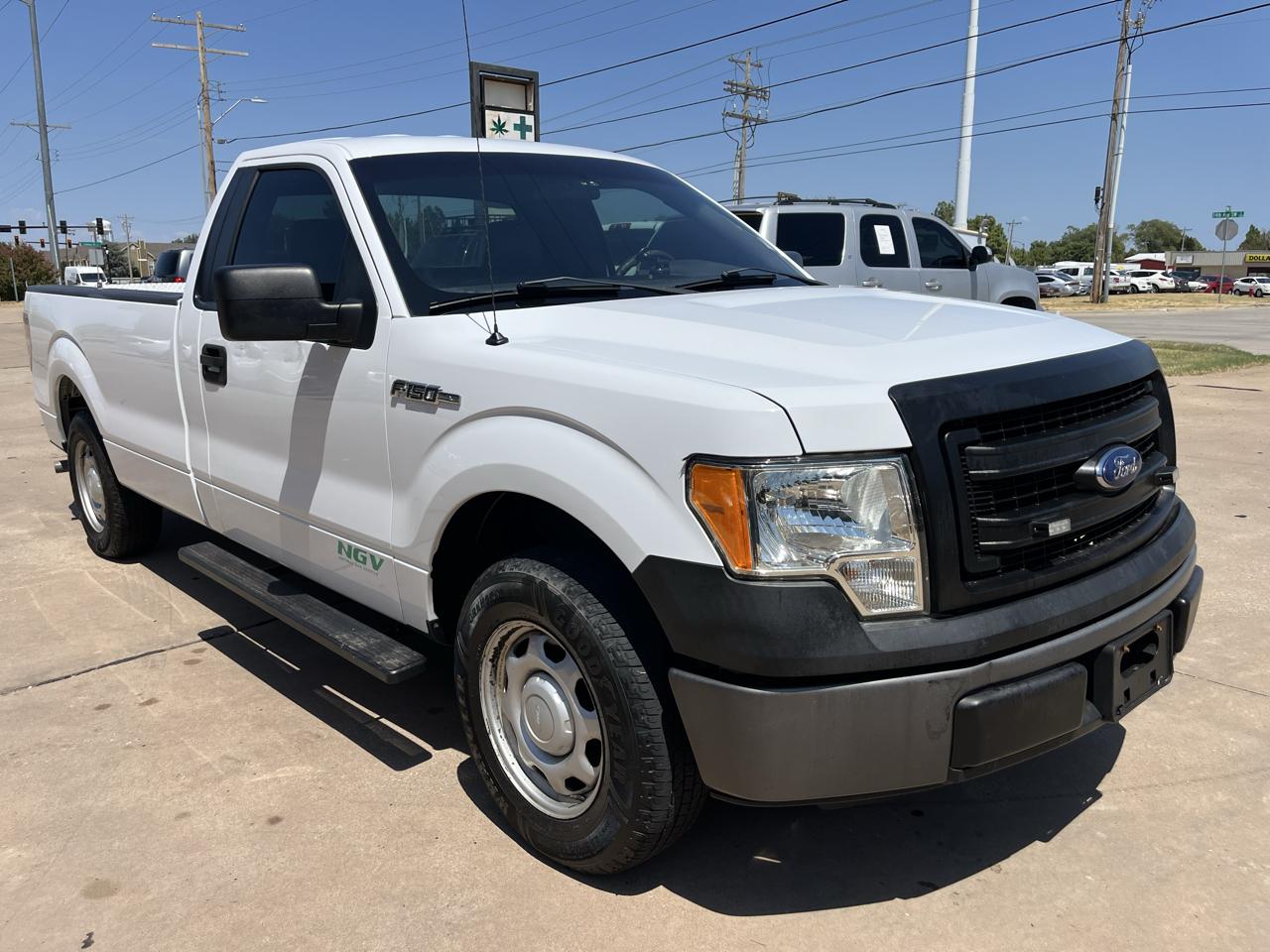Ford F-150 XL 8-ft. Bed 2WD 2014