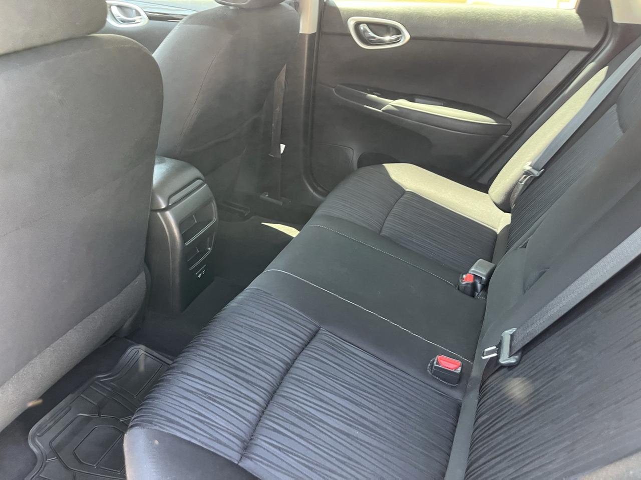 Nissan Sentra S CVT 2019