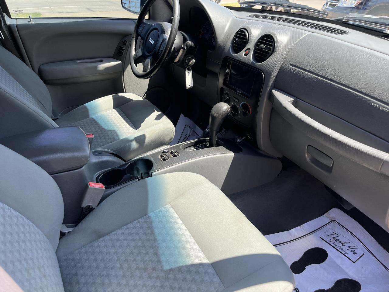 Jeep Liberty Sport 4WD 2005