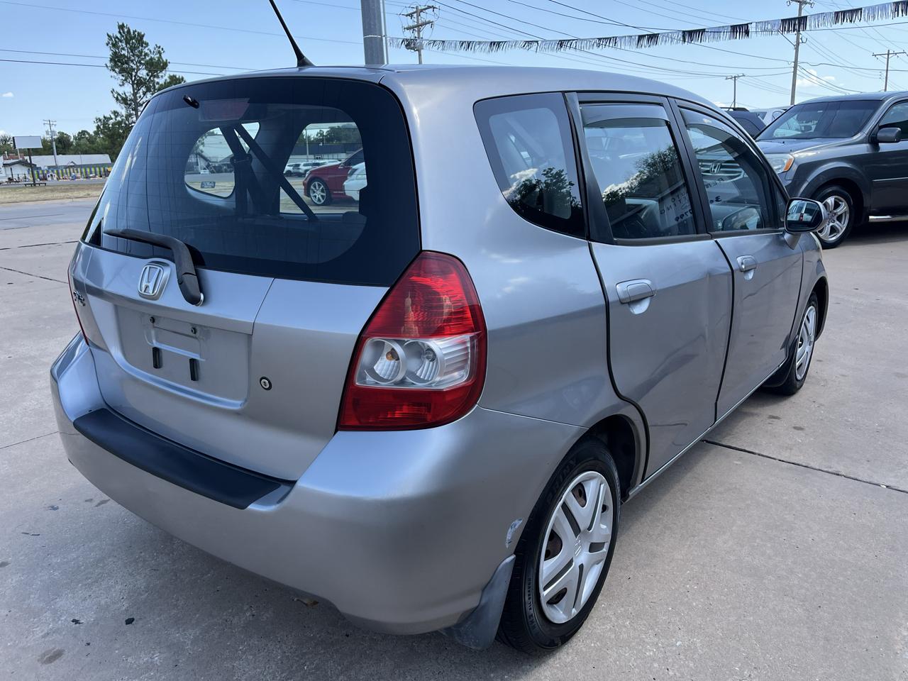 Honda Fit 5-Speed MT 2007