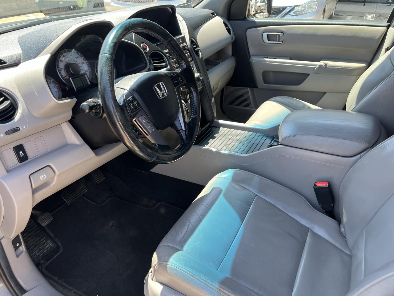 Honda Pilot EX-L 4WD 5-Spd AT 2012