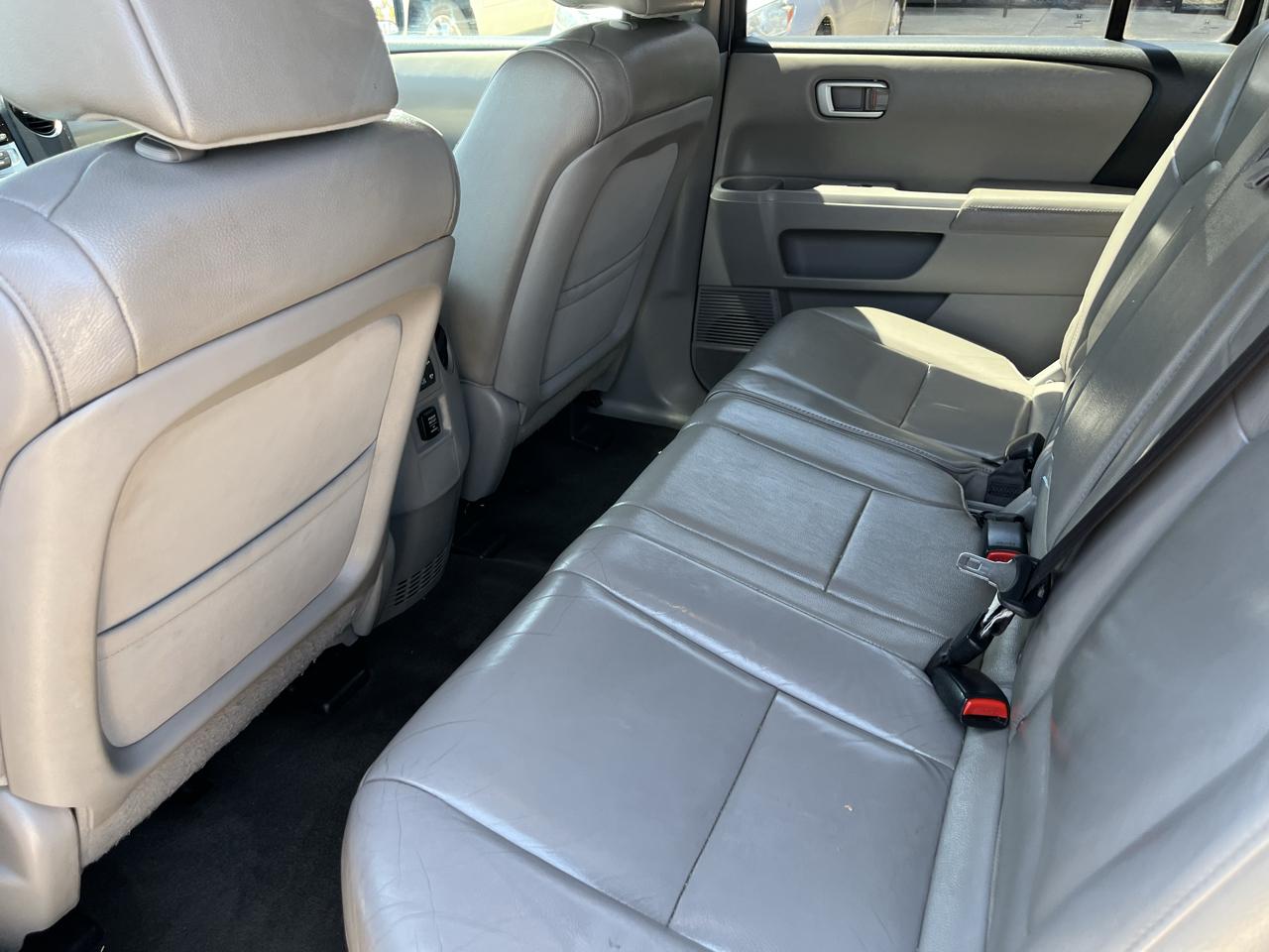 Honda Pilot EX-L 4WD 5-Spd AT 2012