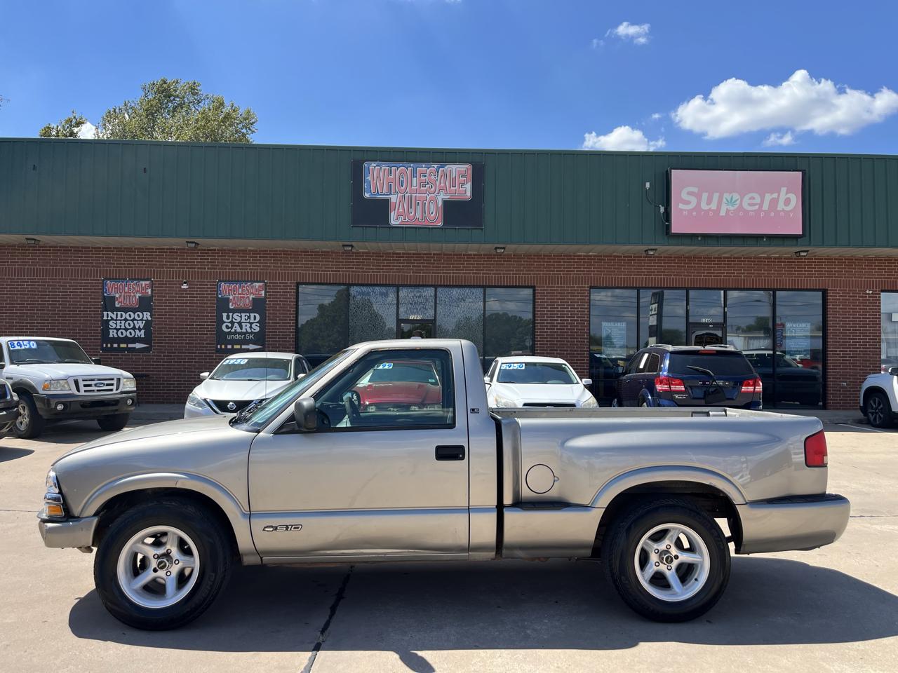 Chevrolet S10 Pickup Short Bed 2WD 1999