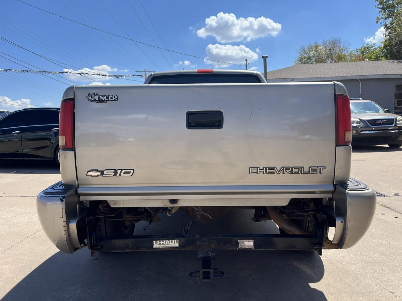 Chevrolet S10 Pickup Short Bed 2WD 1999
