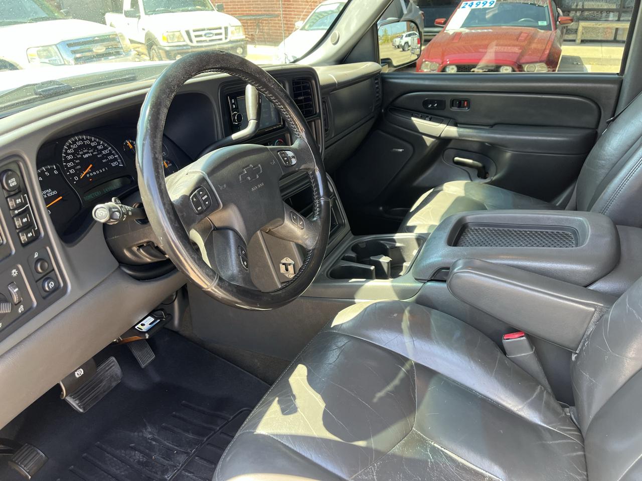 Chevrolet Silverado 1500 1LT Crew Cab 4WD 2006