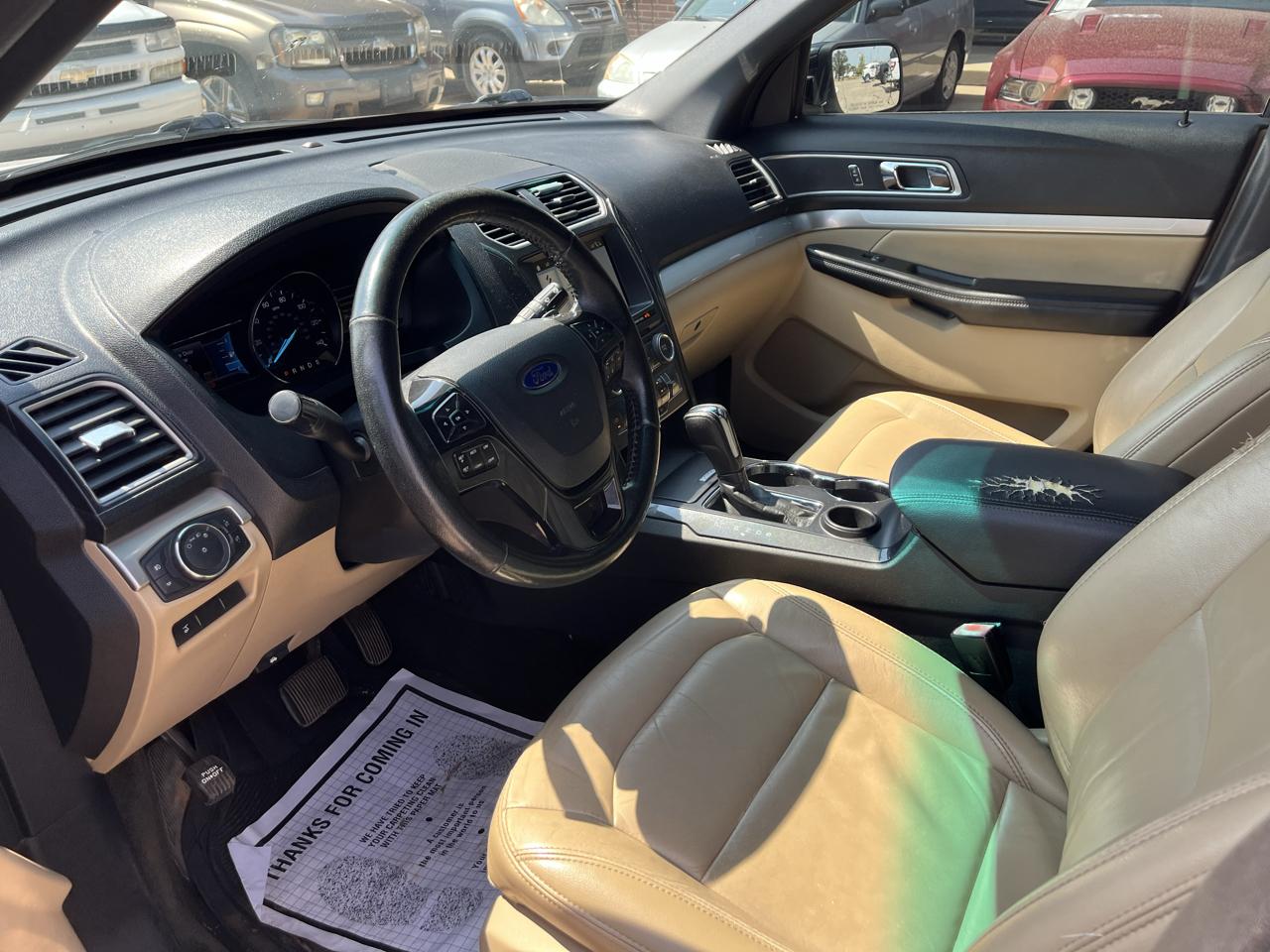 Ford Explorer 2WD 4dr V6 XLT 2017