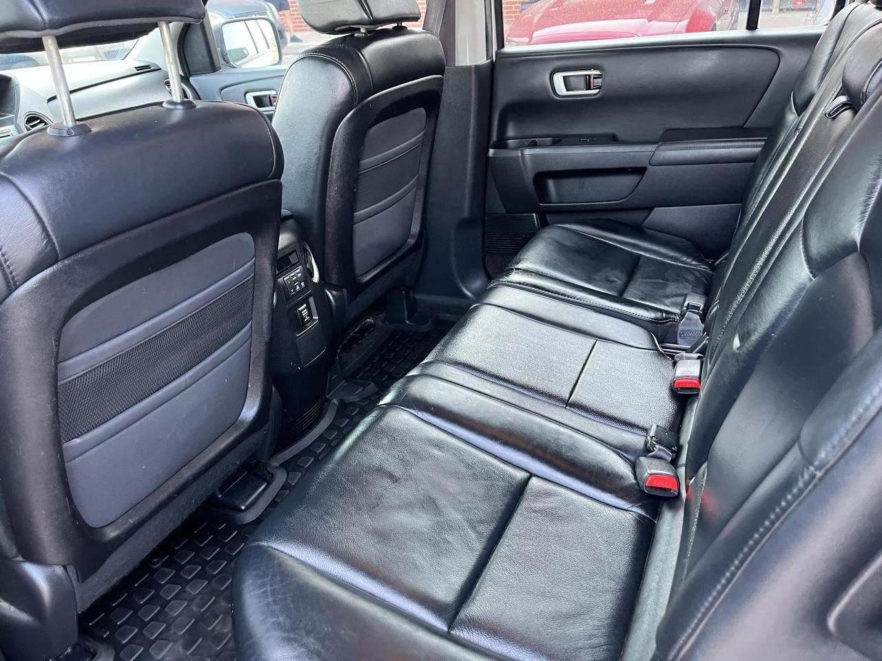 Honda Pilot EX-L 2WD 5-Spd AT 2011