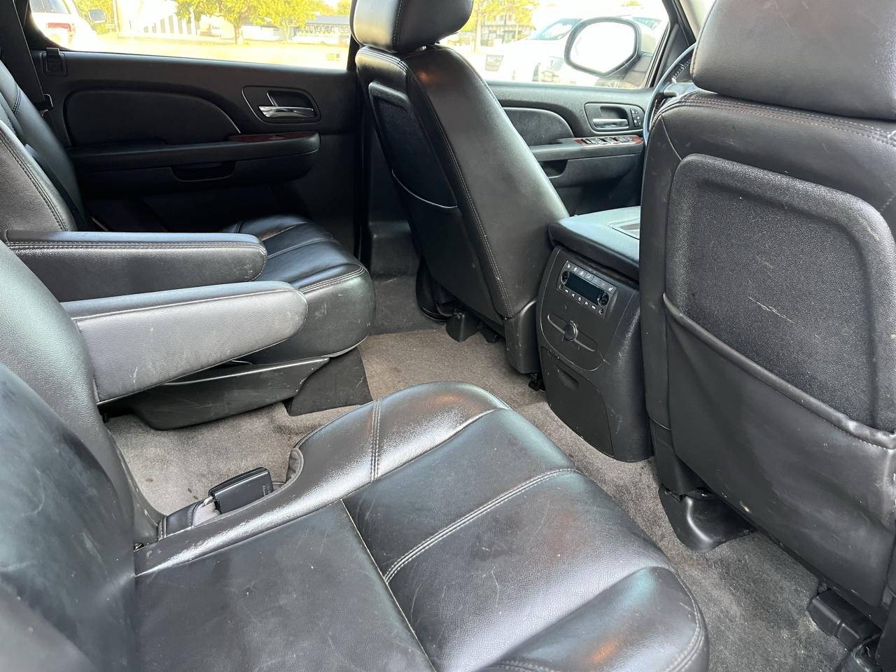 GMC Yukon SLT1 2WD 2011