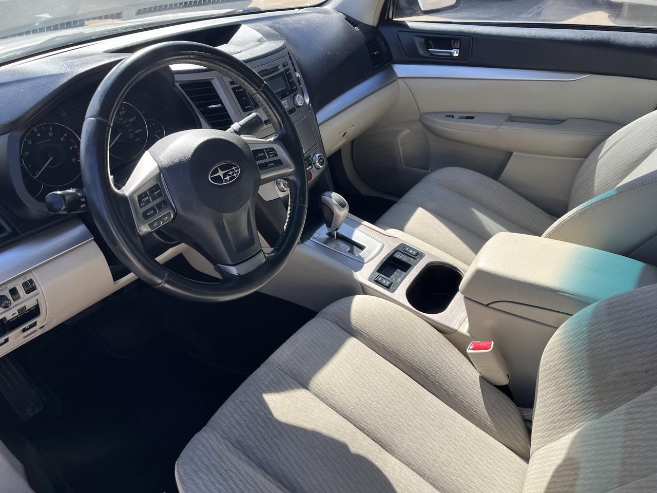 Subaru Legacy photo 9