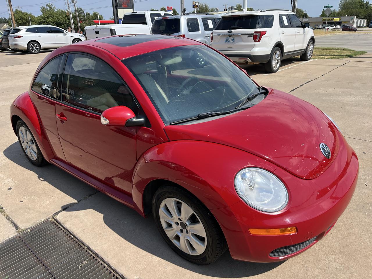 Volkswagen New Beetle S 2008