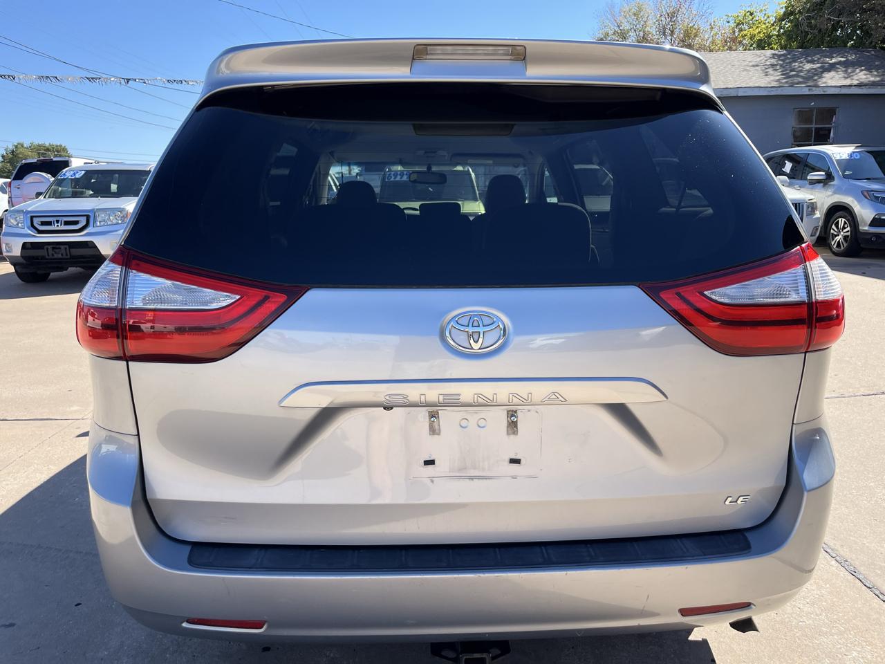 Toyota Sienna LE FWD 8-Passenger V6 2015