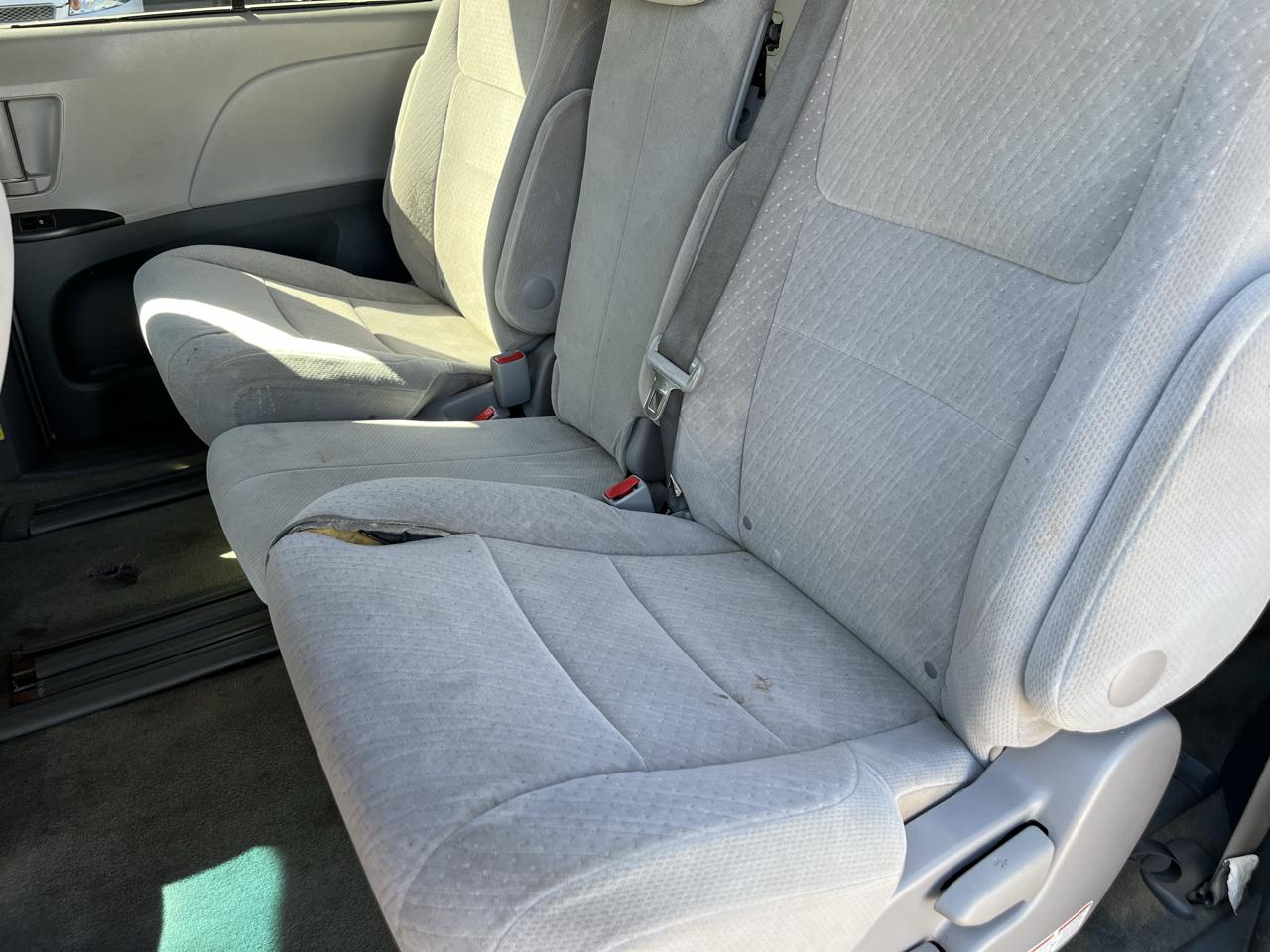 Toyota Sienna LE FWD 8-Passenger V6 2015